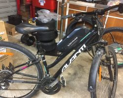 Avanti Discovery 1 low bar. 500watt 17.5ahr