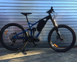 2021 HARO Shift R9 CYC X1 Pro with 48v 17.5ahr custom battery & bag