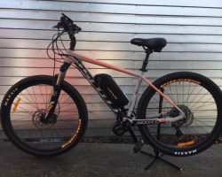 Scott Scale 765 500 watt 17.&ahr